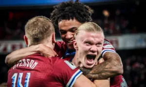 Haaland lập cú đúp, Na Uy tiến sát vé dự World Cup