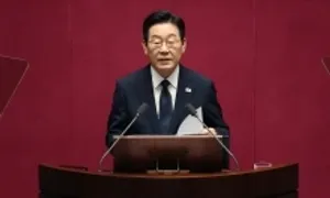 Tổng thống Hàn Quốc cảnh báo quan hệ liên Triều đang 'rất nguy hiểm'